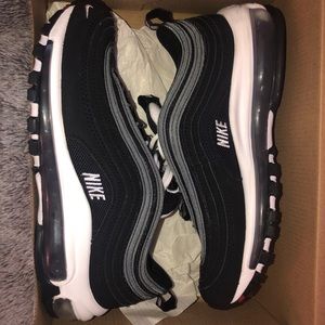 reflective black nike air max 97
